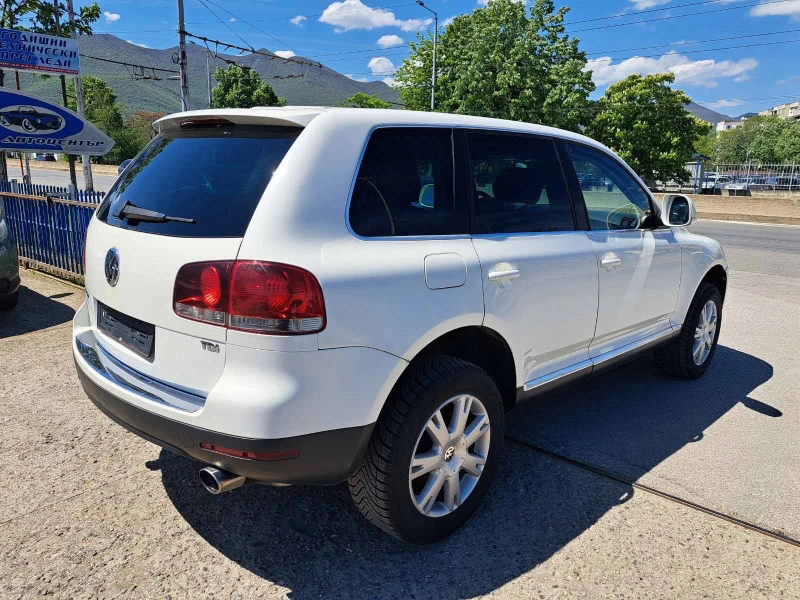 VW Touareg, снимка 6 - Автомобили и джипове - 40600792