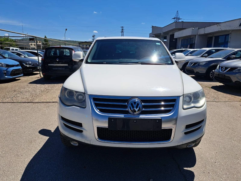 VW Touareg, снимка 2 - Автомобили и джипове - 40600792