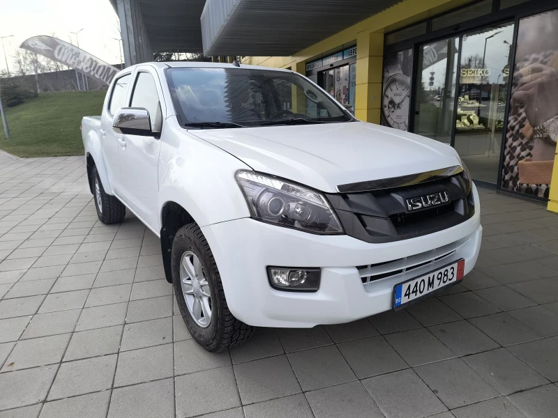 Isuzu D-max 2, 5 d.163 kc  Italia , снимка 1 - Автомобили и джипове - 48145349