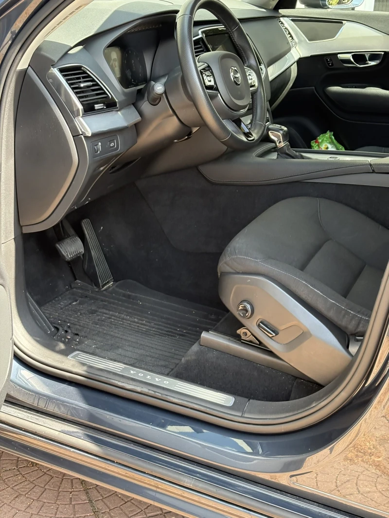 Volvo Xc90 T6 AWD Momentum, снимка 8 - Автомобили и джипове - 52555619