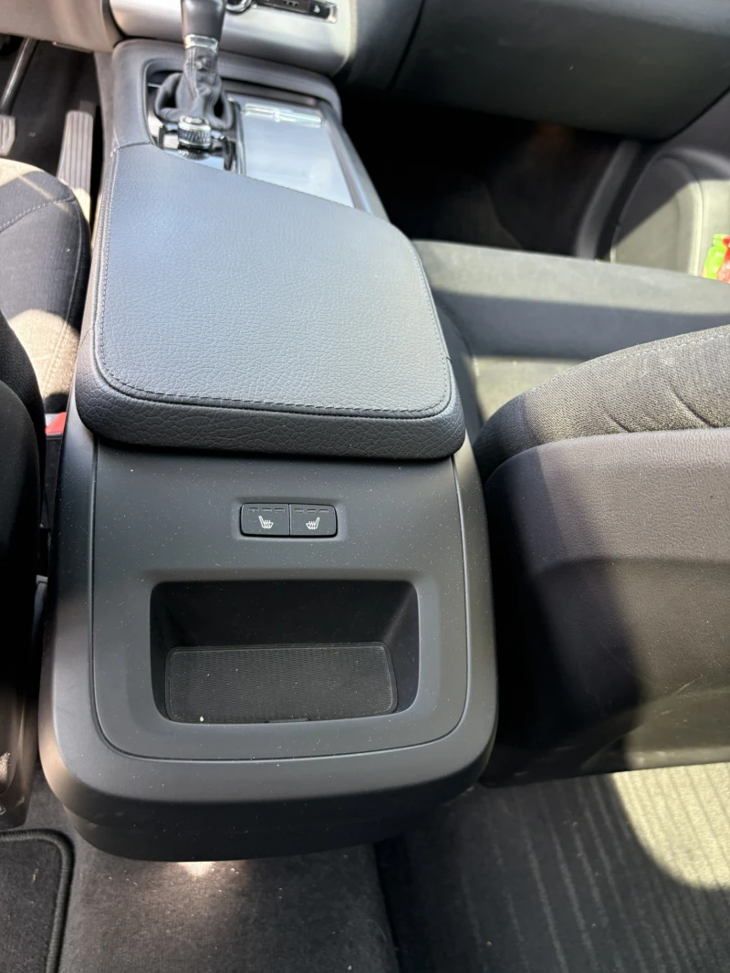 Volvo Xc90 T6 AWD Momentum, снимка 14 - Автомобили и джипове - 52555619