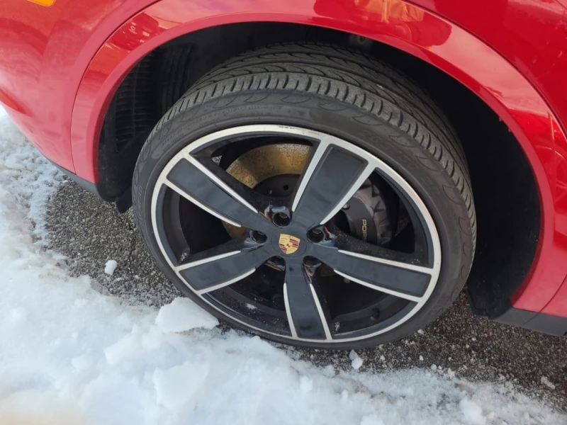 Porsche Cayenne Coupe  CARFAX, снимка 6 - Автомобили и джипове - 52777681