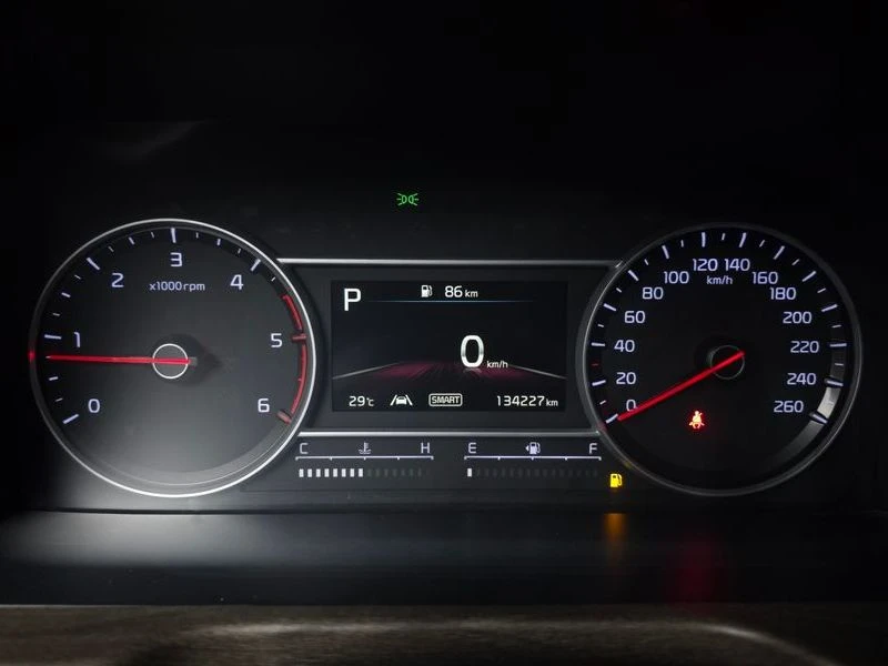 Kia Sorento 2.2 Automatic, снимка 12 - Автомобили и джипове - 55579863