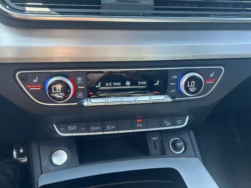 Audi Q5 * Progressiv * S-Line * PANO * CARFAX, снимка 12 - Автомобили и джипове - 55815062