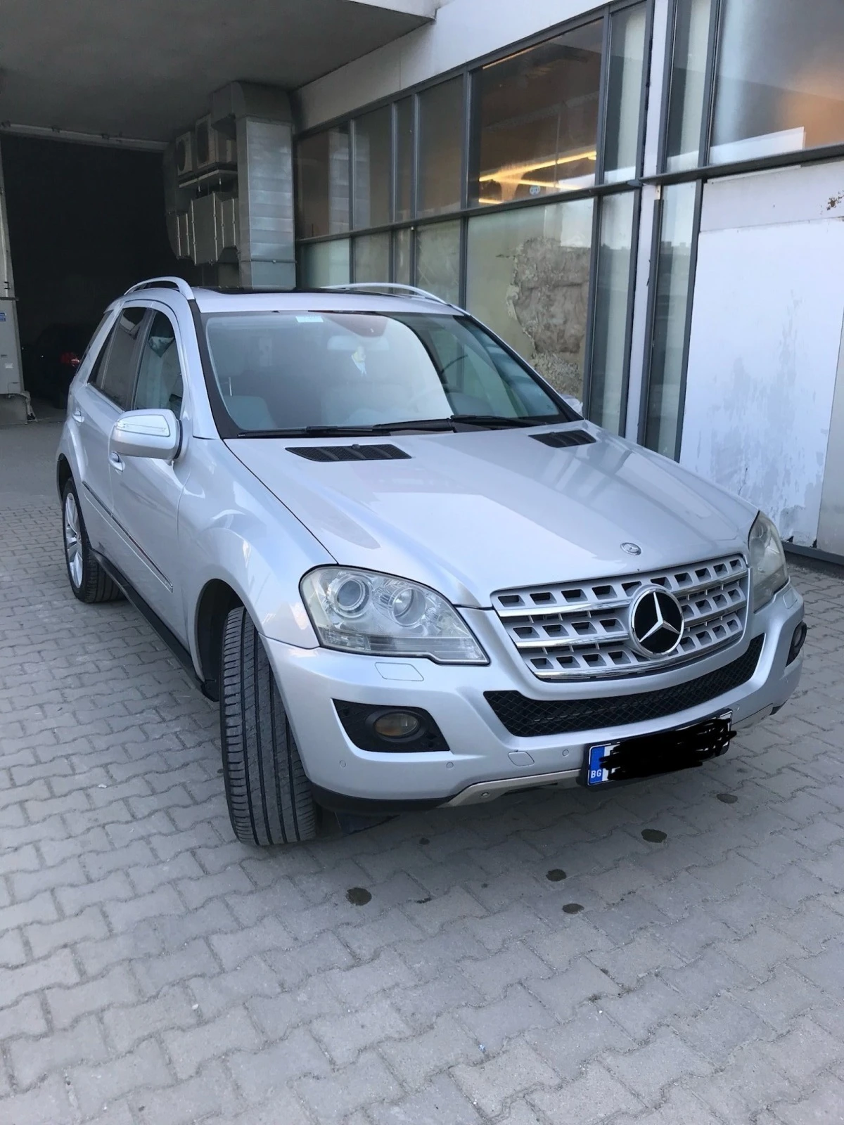 Mercedes-Benz ML 320  - изображение 4