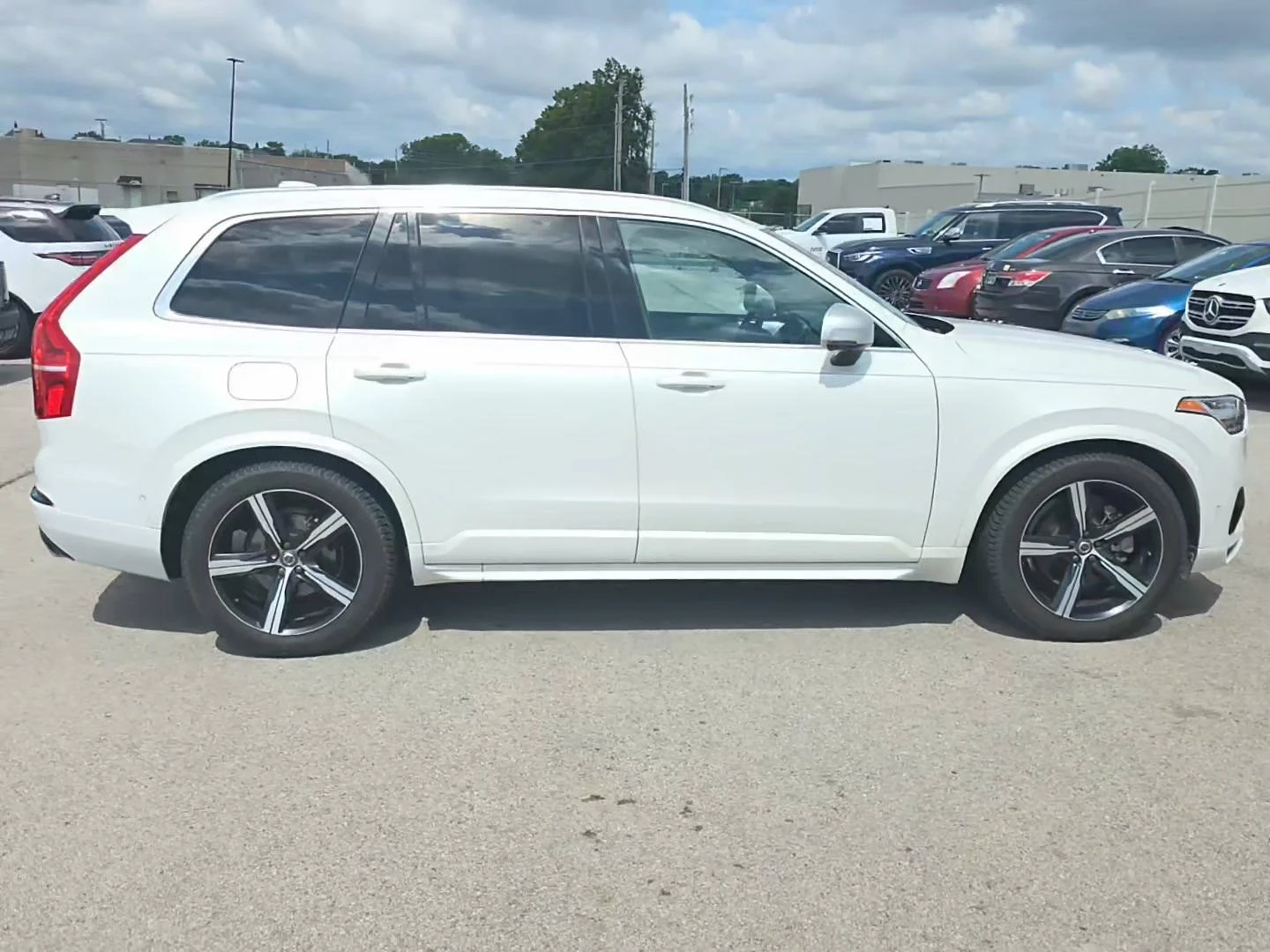 Volvo Xc90 R-DESIGN* DIGITAL* DISTRO* HEADUP* 7МЕСТА* 360* B& - изображение 4