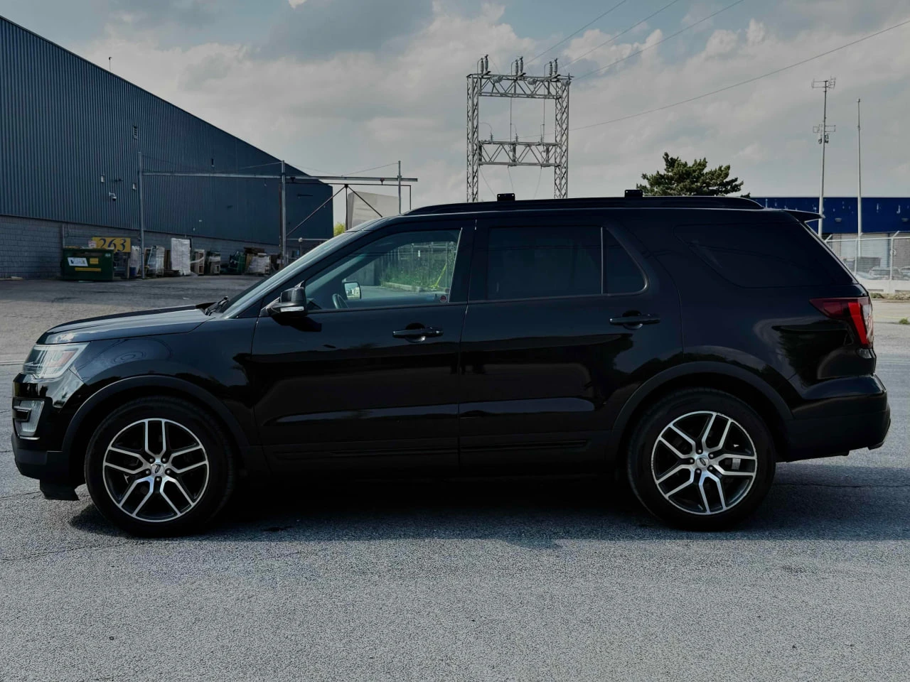 Ford Explorer CARFAX* АВТОФИНАНСИРАНЕ* БЕЗ ПЪРВОНАЧАЛНА ВНОСКА*  - изображение 2