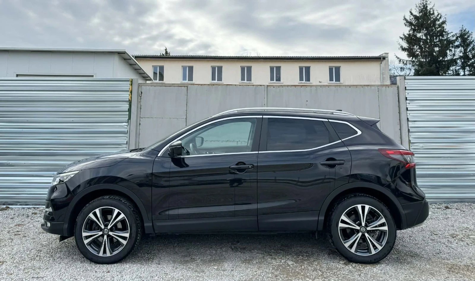 Nissan Qashqai TEKNA* KEYLESS* PANORAMA  - изображение 5