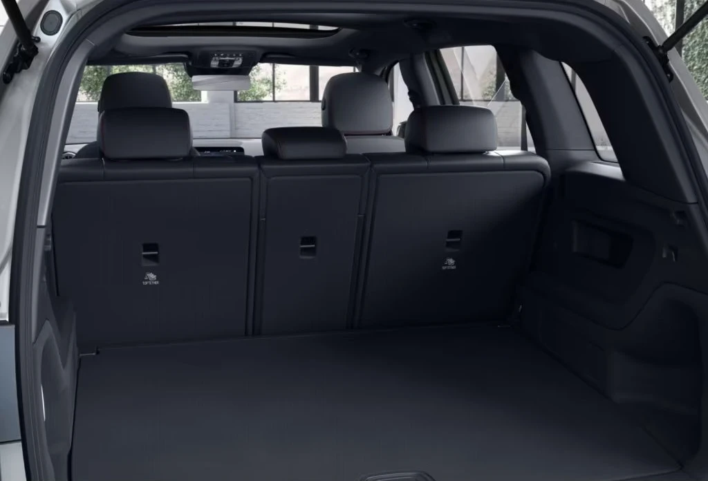 Mercedes-Benz GLB d/AMG/190HP/NIGHT/PANO/AHK/CAM/LED/158q, снимка 13 - Автомобили и джипове - 54203267