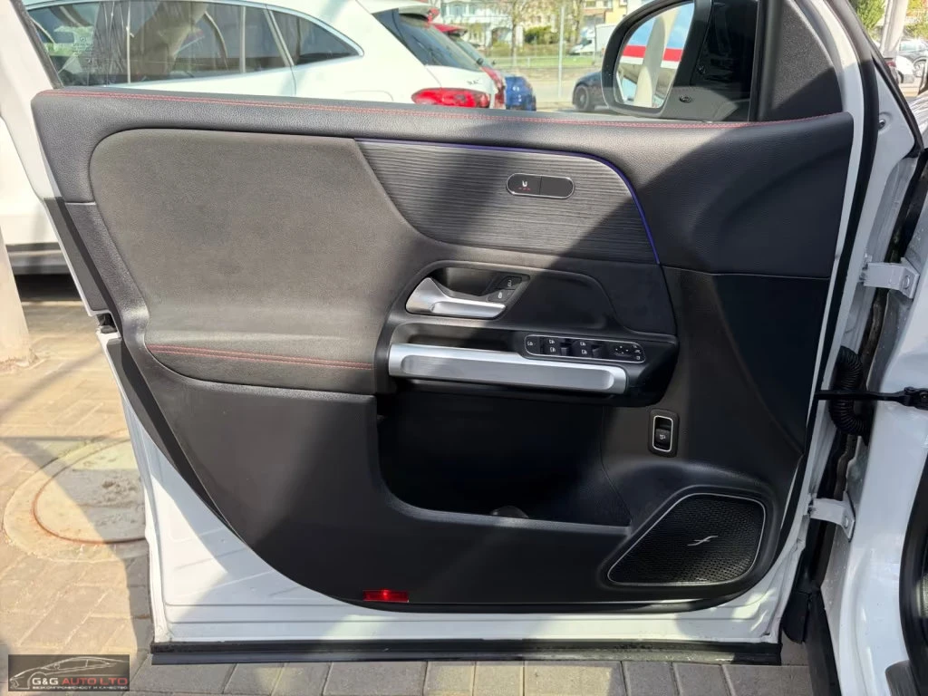 Mercedes-Benz GLB d/AMG/190HP/NIGHT/PANO/AHK/CAM/LED/158q, снимка 6 - Автомобили и джипове - 54203267