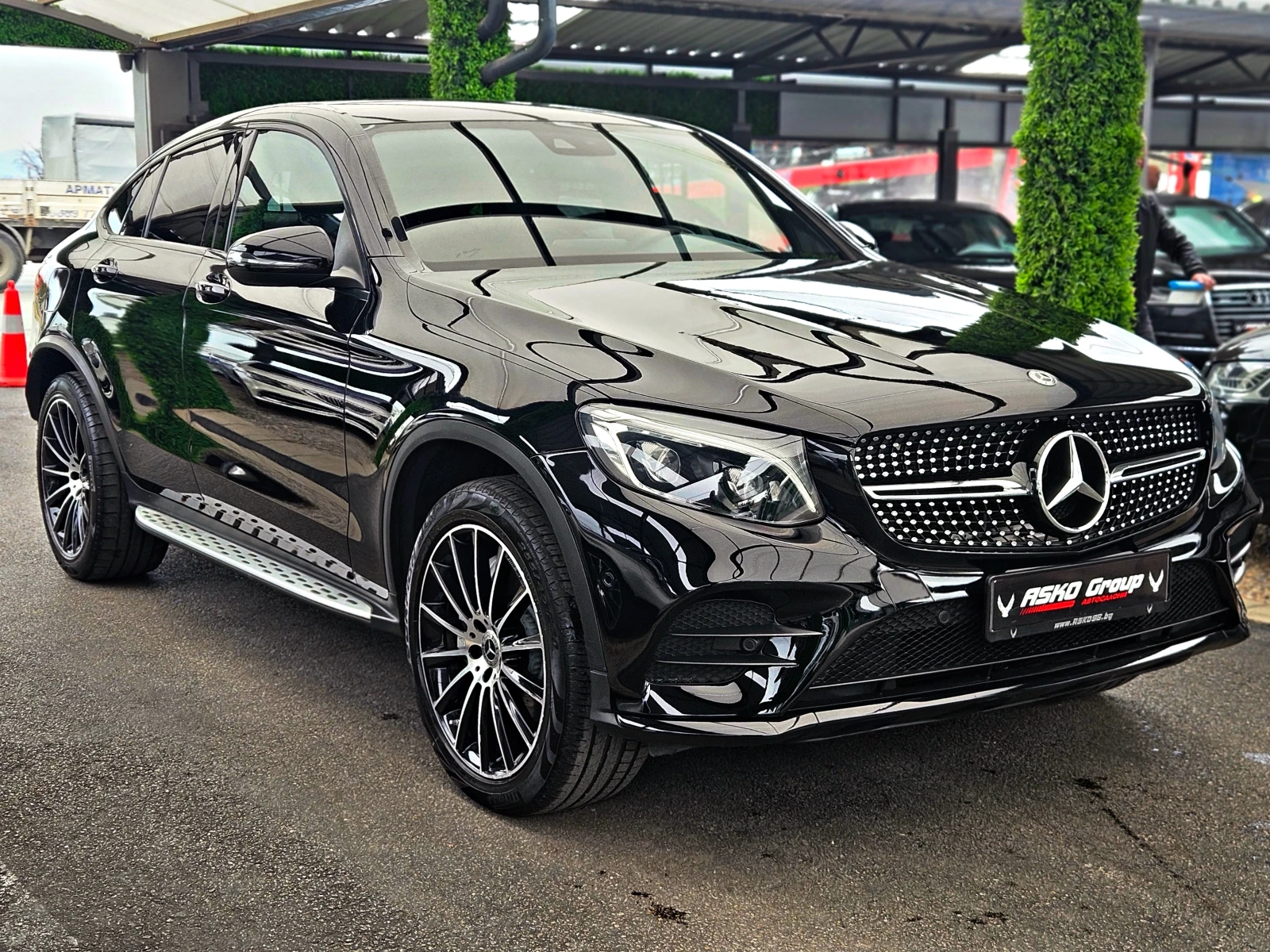 Mercedes-Benz GLC 250 AMG/COUPE/SHADOW LINE/CAMERA/AIRMATIC/KEYLESS/LIZI, снимка 3 - Автомобили и джипове - 54477508