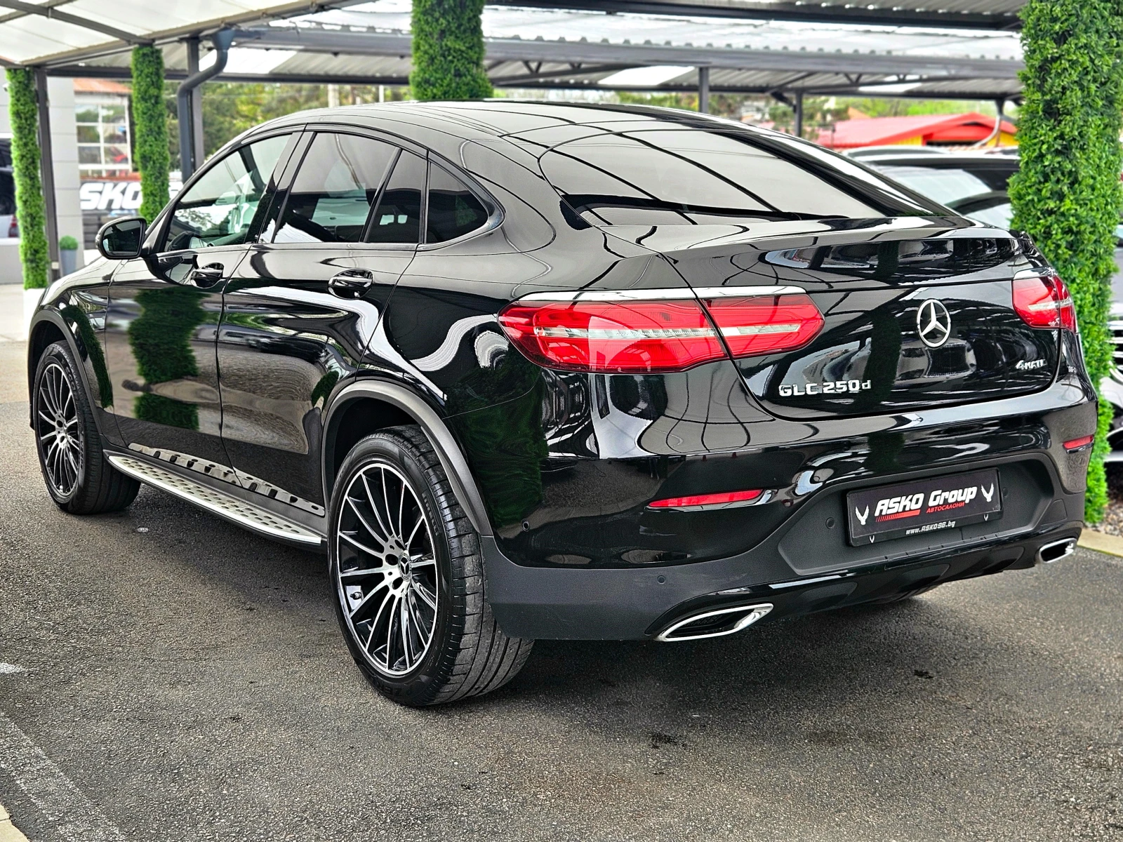 Mercedes-Benz GLC 250 AMG/COUPE/SHADOW LINE/CAMERA/AIRMATIC/KEYLESS/LIZI, снимка 7 - Автомобили и джипове - 54477508