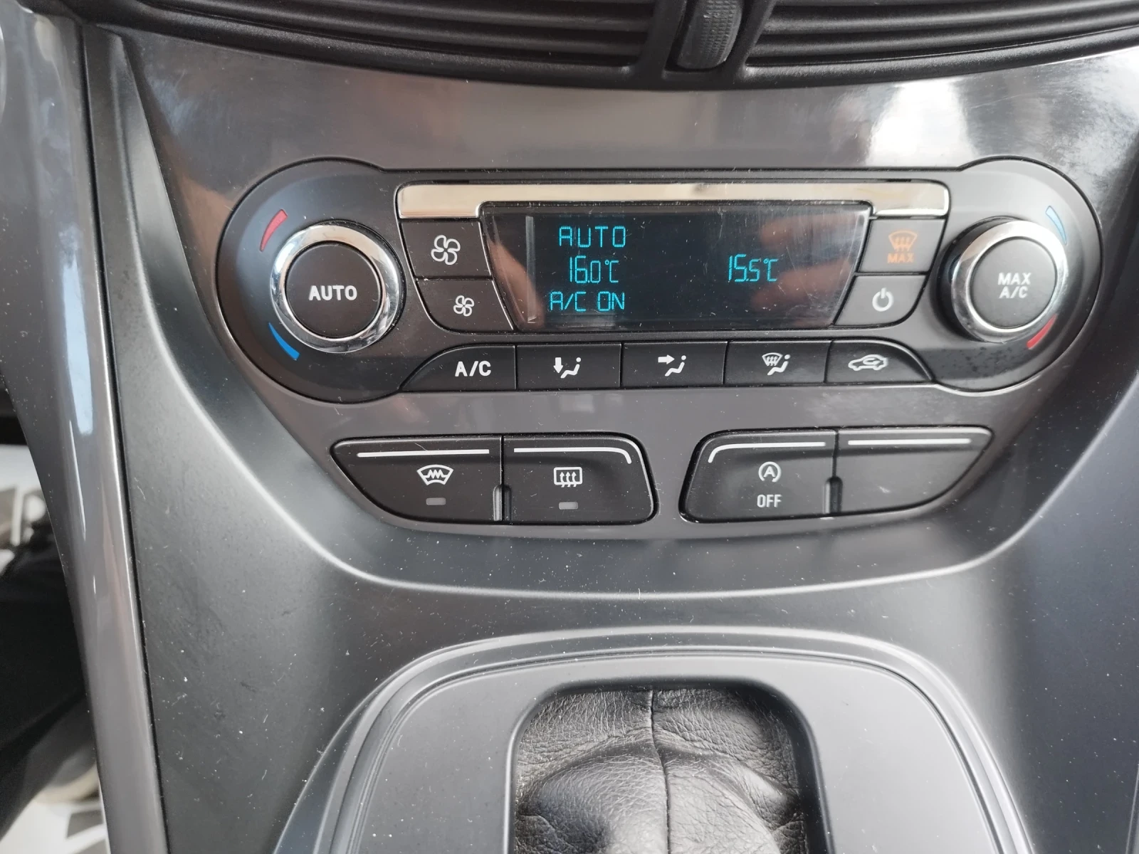 Ford Kuga 2.0 TDCI, 4X4, 180k.c., FULL, TITANIUМ, PANORAMA , снимка 12 - Автомобили и джипове - 54633207