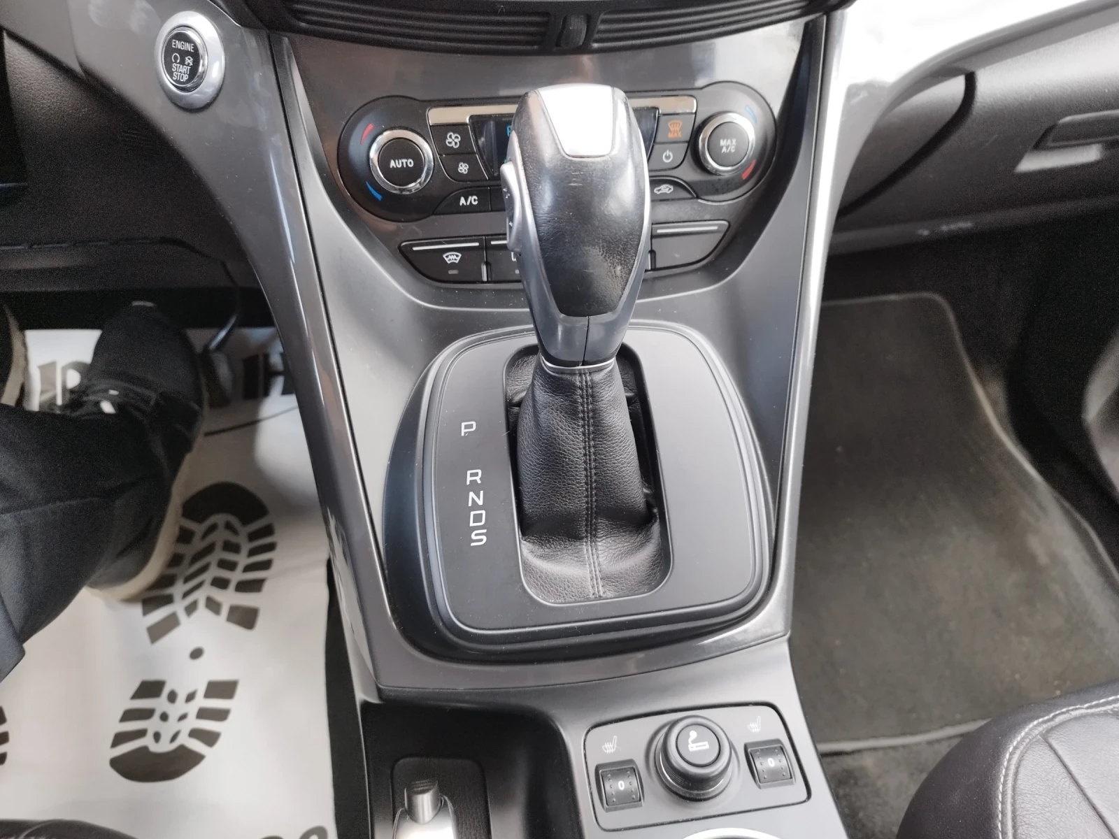 Ford Kuga 2.0 TDCI, 4X4, 180k.c., FULL, TITANIUМ, PANORAMA , снимка 11 - Автомобили и джипове - 54633207