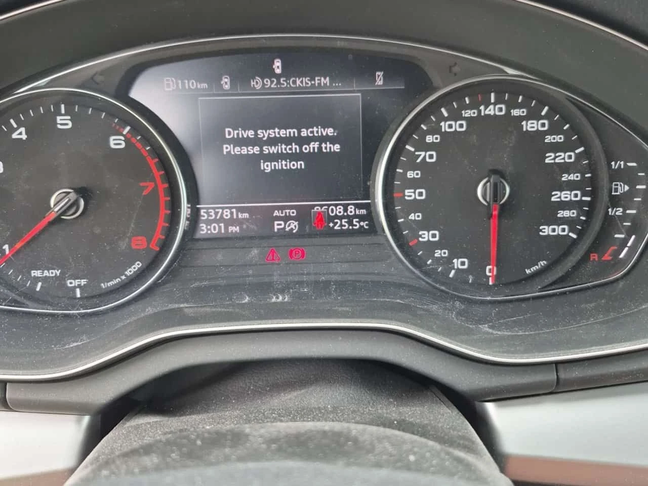 Audi Q5 * CARFAX * АВТОКРЕДИТ БЕЗ ПЪРВОНАЧАЛНА ВНОСКА, снимка 9 - Автомобили и джипове - 54844836