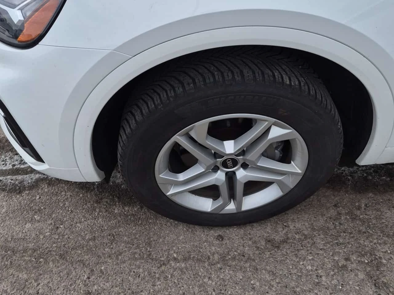 Audi Q5 * CARFAX * АВТОКРЕДИТ БЕЗ ПЪРВОНАЧАЛНА ВНОСКА, снимка 6 - Автомобили и джипове - 54844836