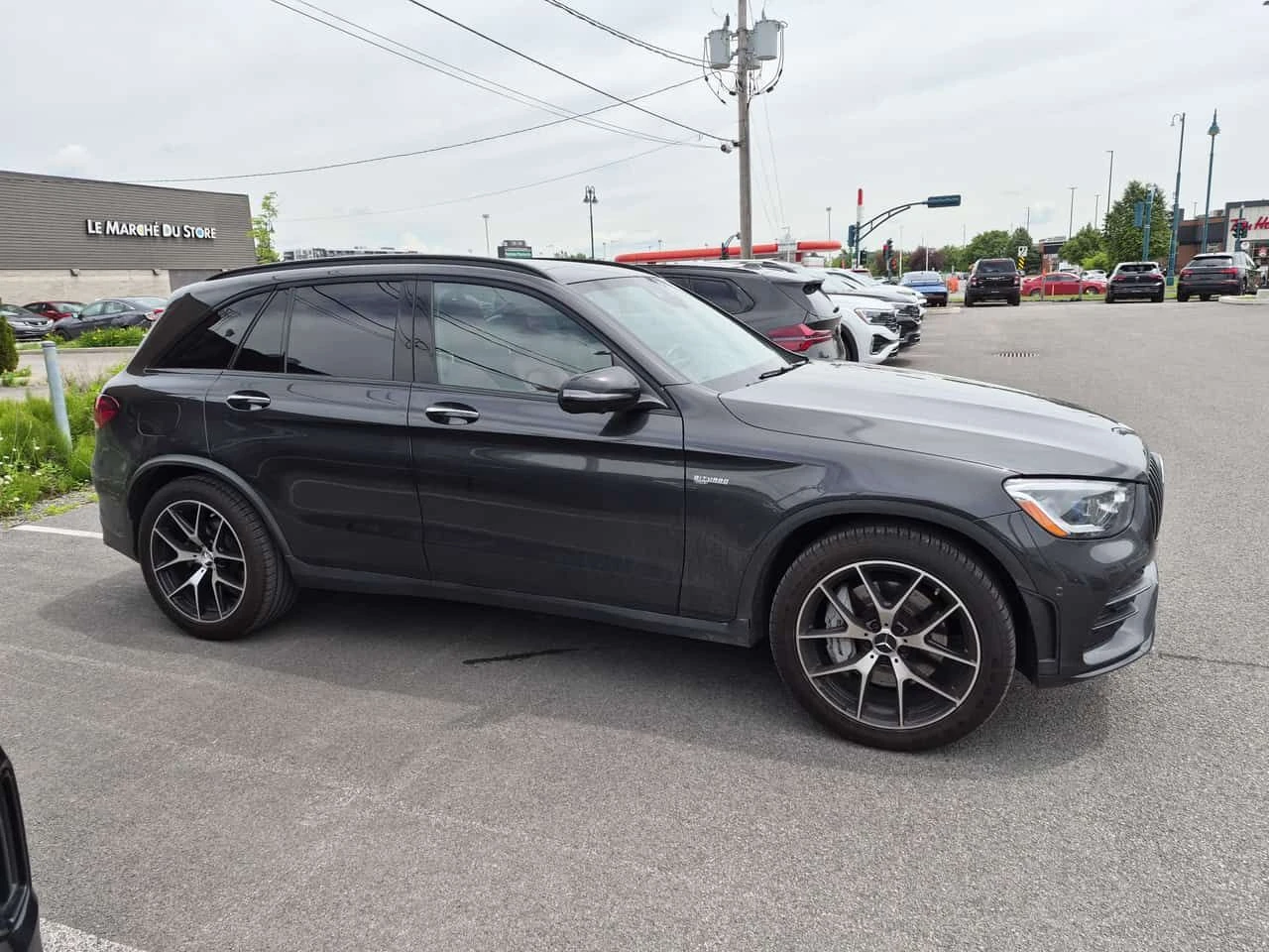 Mercedes-Benz GLC * AMG 43 * АВТОКРЕДИТР БЕЗ ПЪРВОНАЧАЛНА ВНОСКА* , снимка 3 - Автомобили и джипове - 55005811