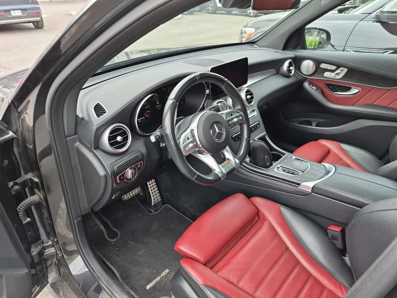 Mercedes-Benz GLC * AMG 43 * АВТОКРЕДИТР БЕЗ ПЪРВОНАЧАЛНА ВНОСКА* , снимка 5 - Автомобили и джипове - 55005811