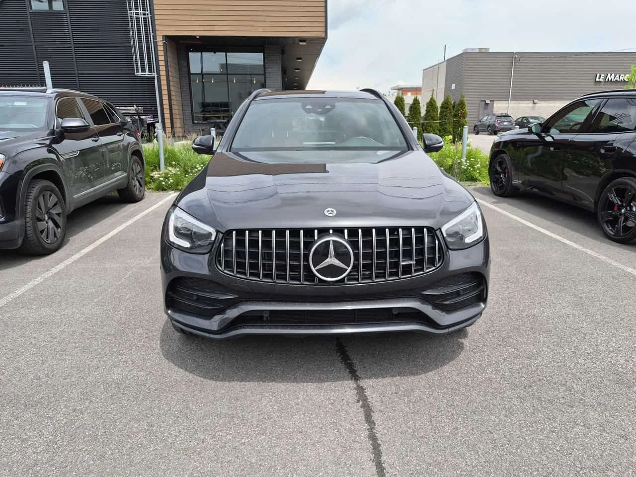 Mercedes-Benz GLC * AMG 43 * АВТОКРЕДИТР БЕЗ ПЪРВОНАЧАЛНА ВНОСКА* , снимка 6 - Автомобили и джипове - 55005811