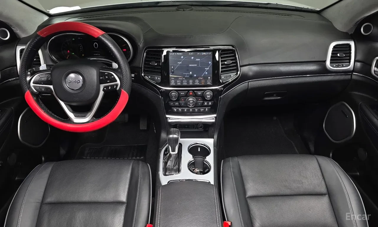 Jeep Grand cherokee 3.6 V6| 4x4Summit| Пано| Дистроник| Въздушно окачв, снимка 4 - Автомобили и джипове - 55438307
