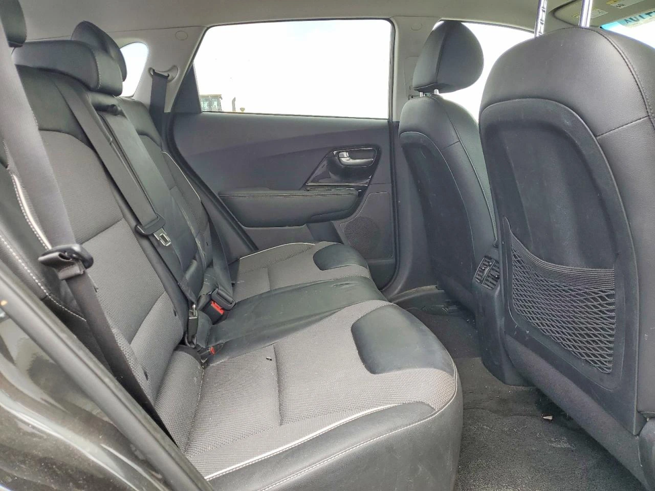 Kia Niro EX, снимка 10 - Автомобили и джипове - 56057998