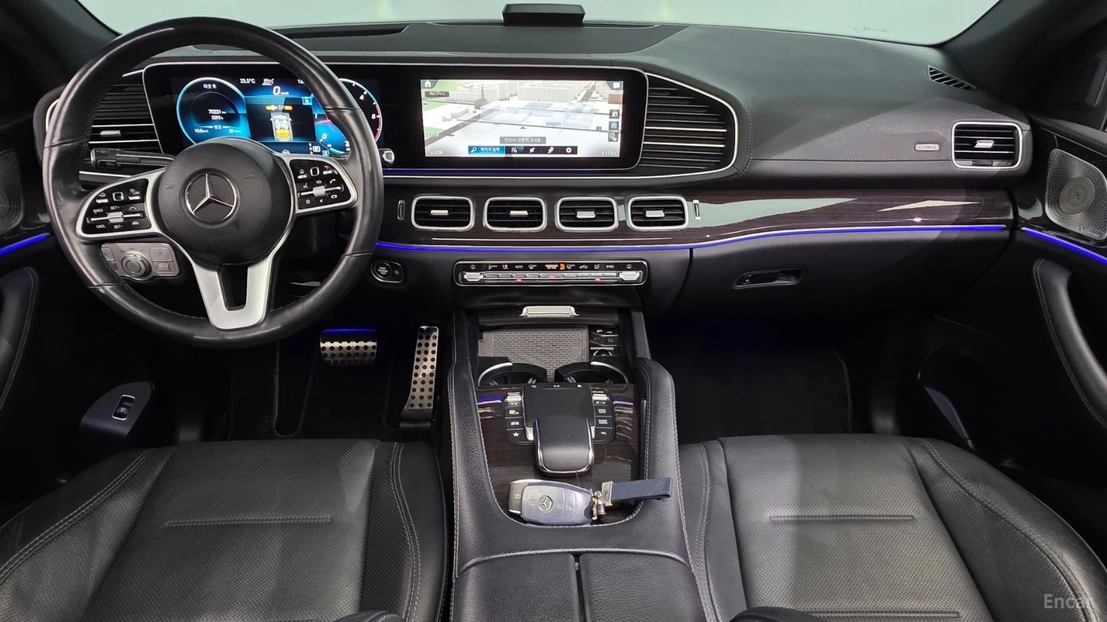 Mercedes-Benz GLE 400 AMG Line| AIR| DISTRO| ОБДУХ| 360| HUD| 3 AC| , снимка 8 - Автомобили и джипове - 56135705