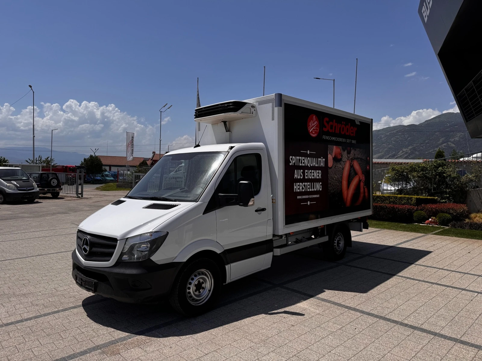 Mercedes-Benz Sprinter 316 CDI Хладилен + ток 3.60м. Клима  - изображение 2