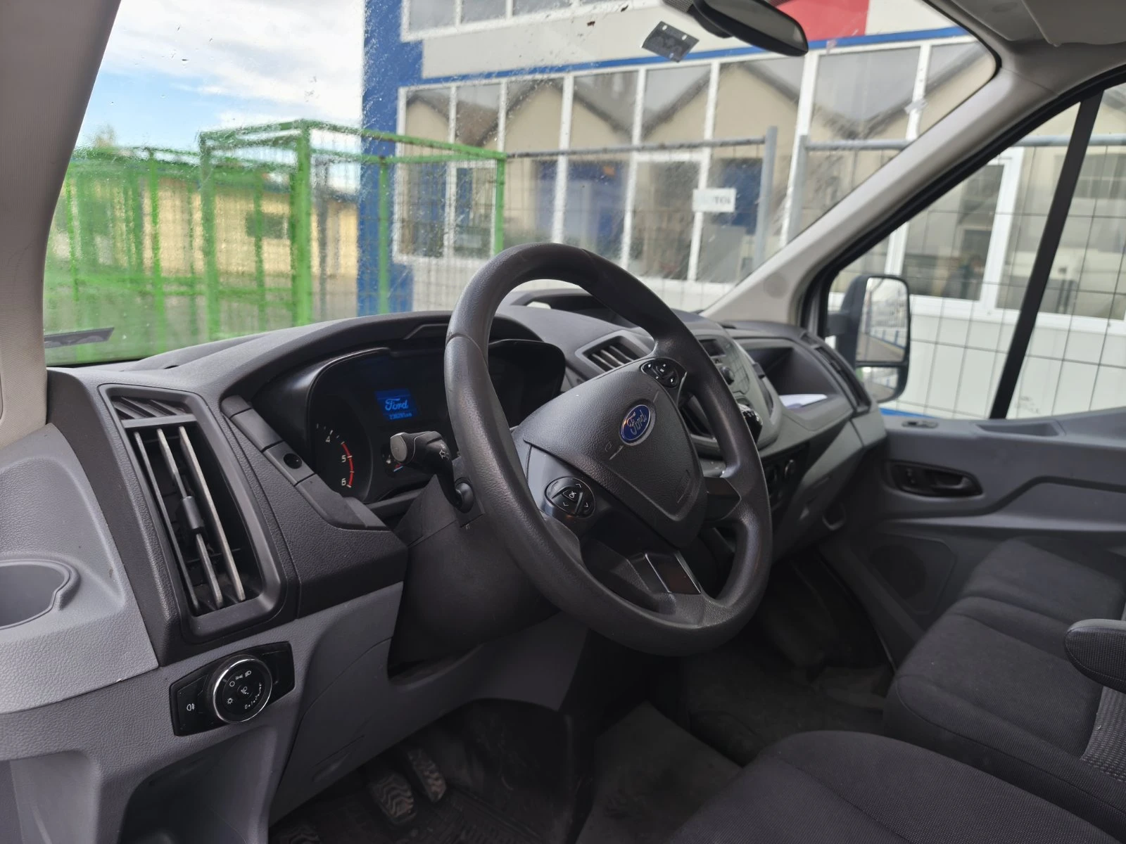 Ford Transit 5.50 метра - изображение 8