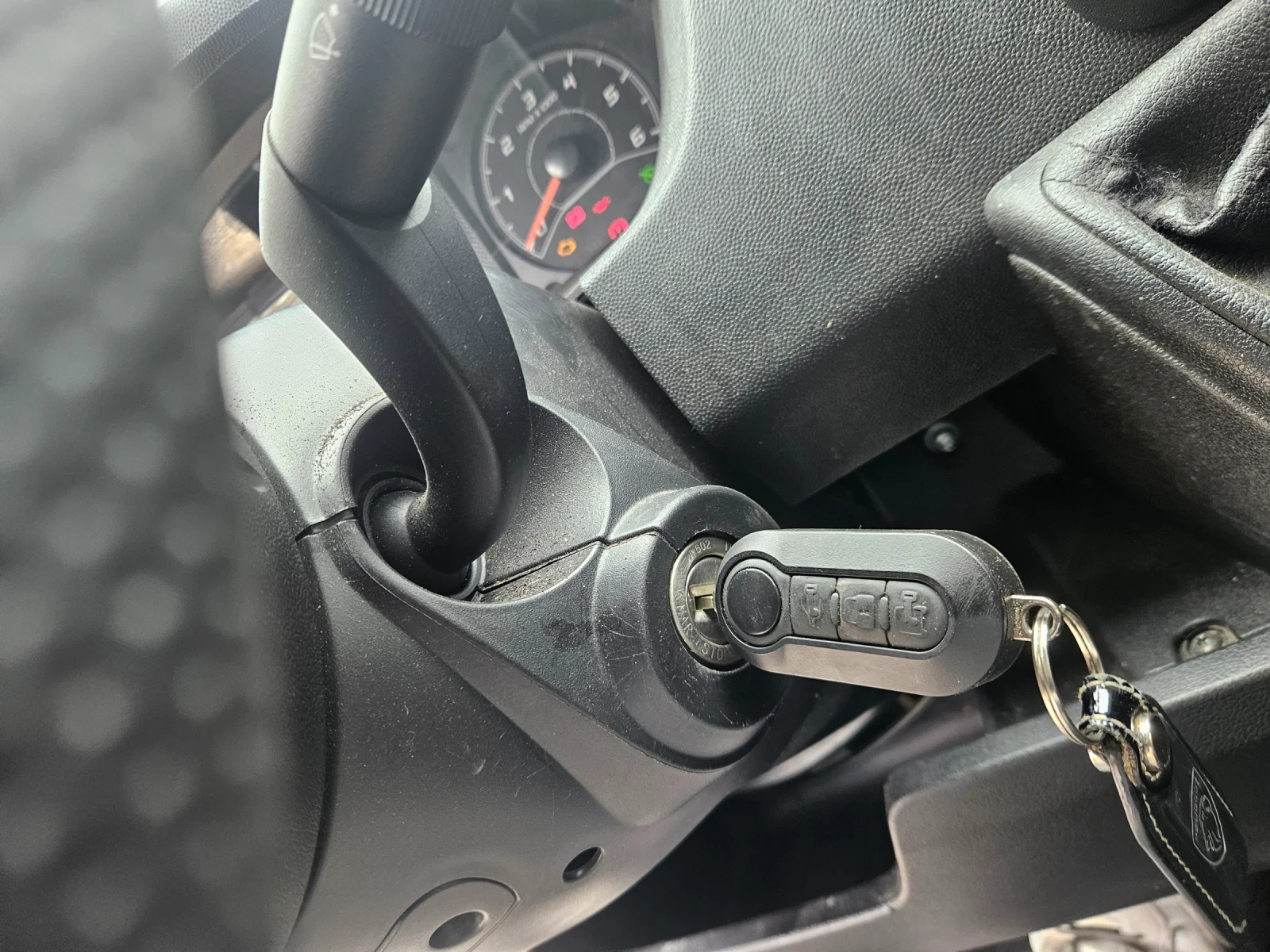 Peugeot Boxer 2.2 150кс макси, снимка 14 - Бусове и автобуси - 56167204
