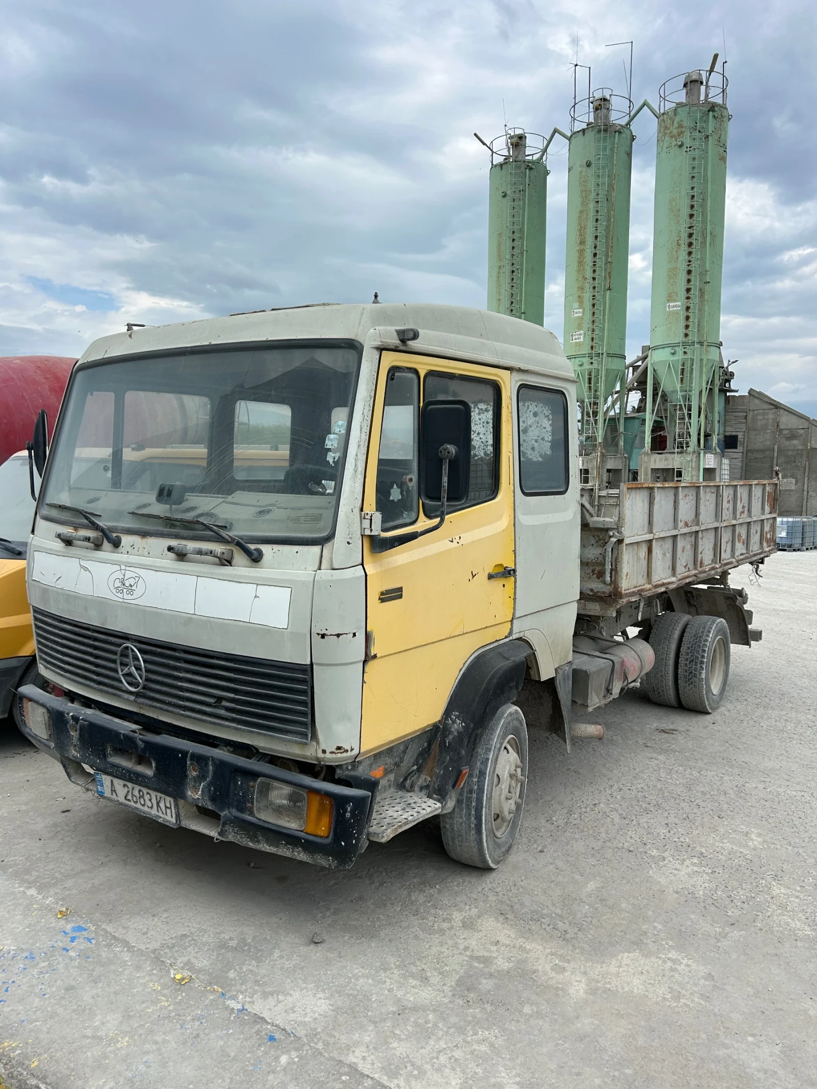 Mercedes-Benz 814, снимка 2 - Камиони - 54627425