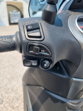 Piaggio Beverly 350, снимка 8