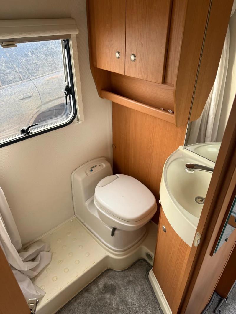 Кемпер Knaus Sport ti2, снимка 16 - Каравани и кемпери - 52418843