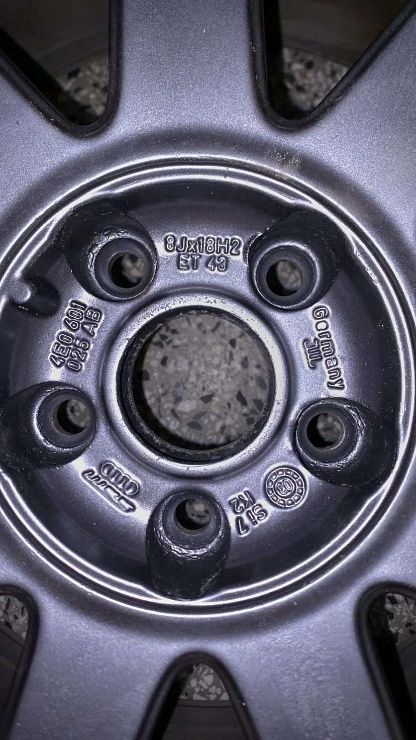 Джанти за Audi, снимка 5 - Гуми и джанти - 54227922