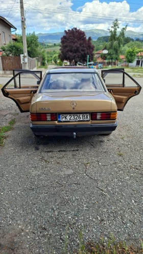 Mercedes-Benz 190 Ръчна, снимка 11