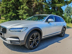     Volvo V90 Cross Country Inscription