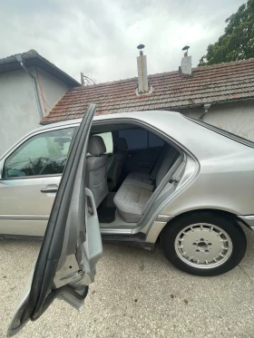 Mercedes-Benz C 220, снимка 4