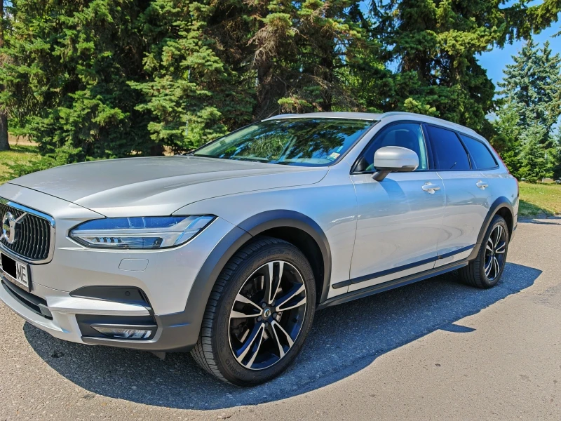 Volvo V90 Cross Country Inscription, снимка 2 - Автомобили и джипове - 49212146