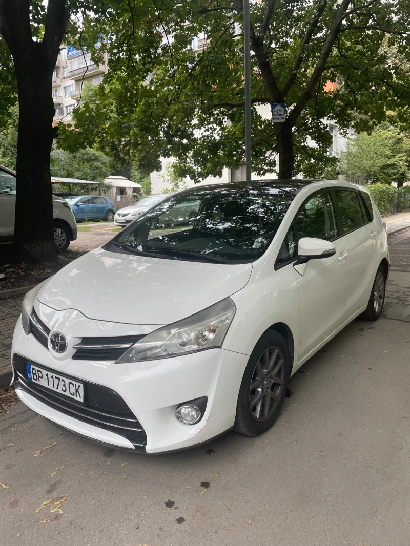 Toyota Verso, снимка 1 - Автомобили и джипове - 47257453