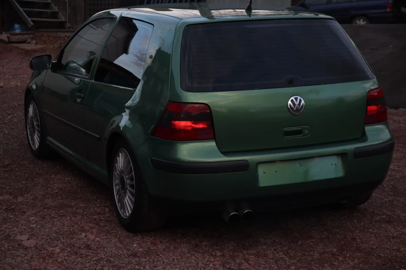 VW Golf 1.9 TDI 101+ + + , снимка 4 - Автомобили и джипове - 48634491