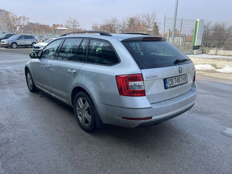 Skoda Octavia 1, 6 TDI , снимка 5 - Автомобили и джипове - 49287752