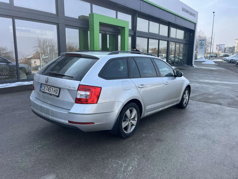 Skoda Octavia 1, 6 TDI , снимка 4 - Автомобили и джипове - 49287752