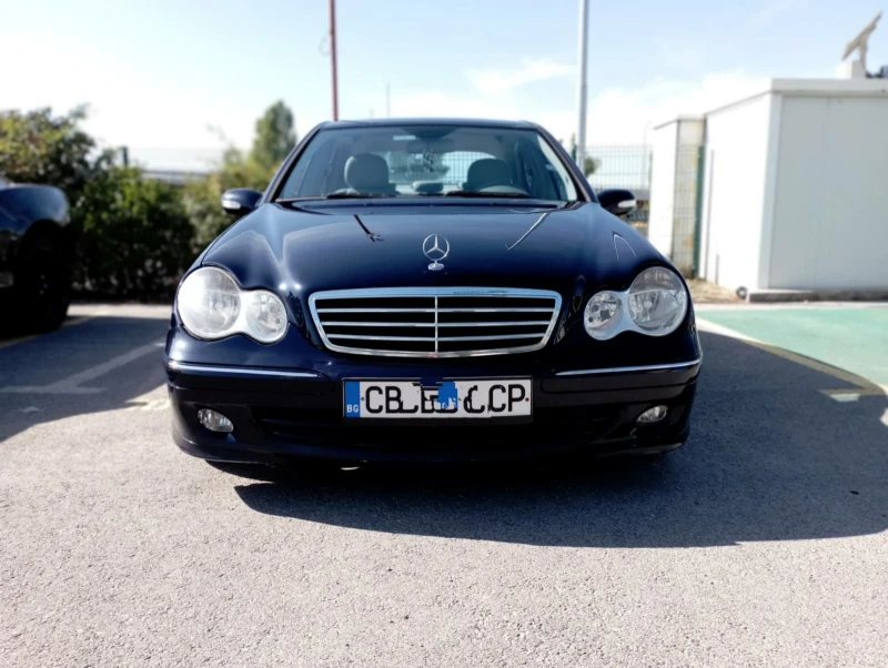 Mercedes-Benz C 230, снимка 2 - Автомобили и джипове - 52544407