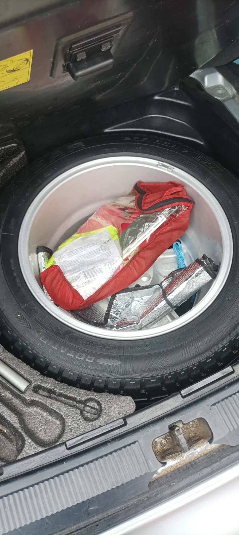 Audi A8 4.2 299кс, снимка 8 - Автомобили и джипове - 52805120