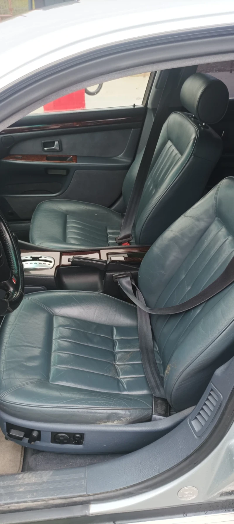 Audi A8 4.2 299кс, снимка 9 - Автомобили и джипове - 52805120