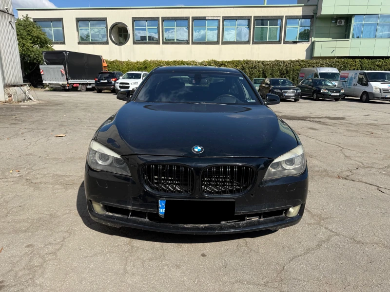 BMW 750 i xDrive, снимка 2 - Автомобили и джипове - 52008784