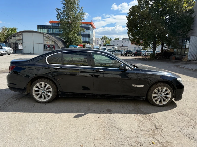 BMW 750 i xDrive, снимка 5 - Автомобили и джипове - 52008784