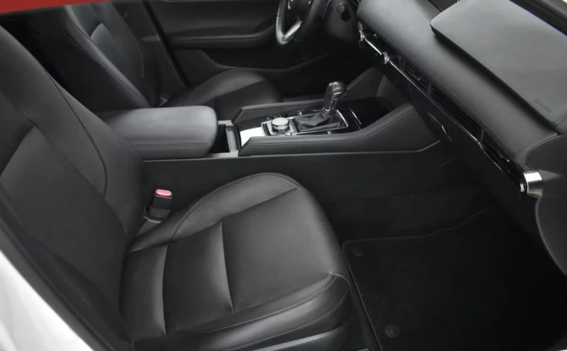 Mazda 3 SELECT DESIGN , снимка 13 - Автомобили и джипове - 52351033