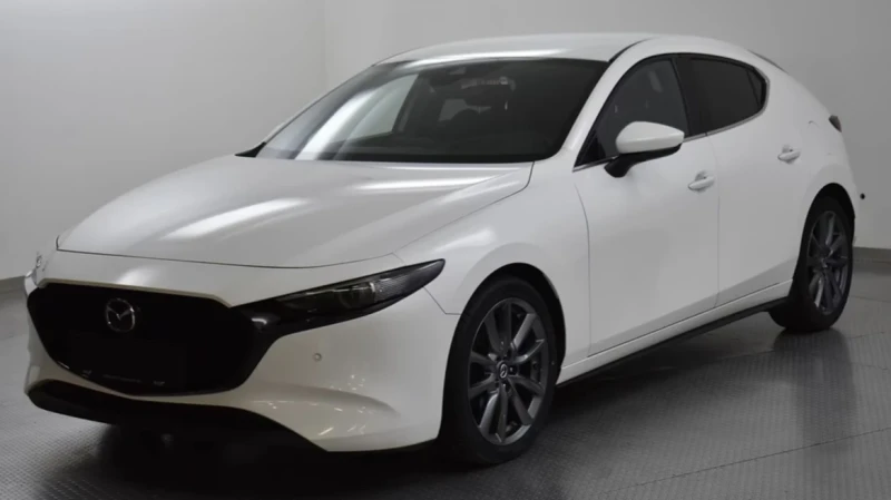 Mazda 3 SELECT DESIGN , снимка 2 - Автомобили и джипове - 52351033
