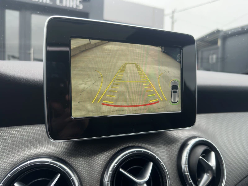 Mercedes-Benz CLA 200 200CDI/FACELIFT/DYNAMIC/PANO/CARPLAY/CAMERA, снимка 15 - Автомобили и джипове - 52583475