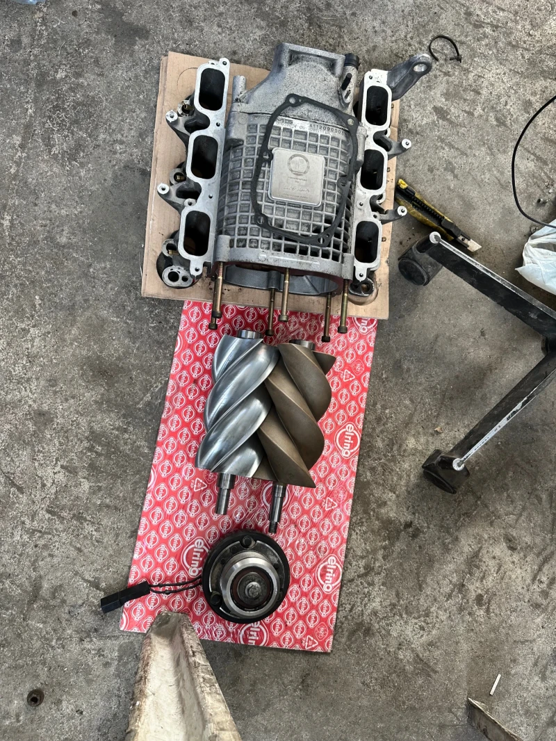 Mercedes-Benz C 32 AMG, снимка 7 - Автомобили и джипове - 52589713